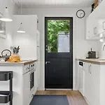 Сasa de vacaciones Lasse - 1-5km From The Sea By Interhome *