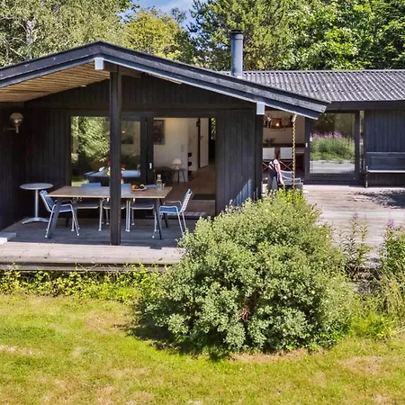 Lasse - 1-5km From The Sea By Interhome *